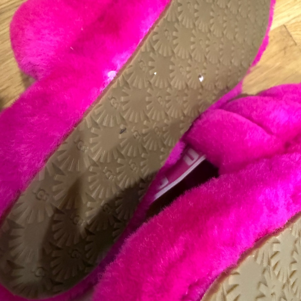 UGG Pink Fluffy Slippers - Picture 4 of 6